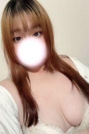 みい